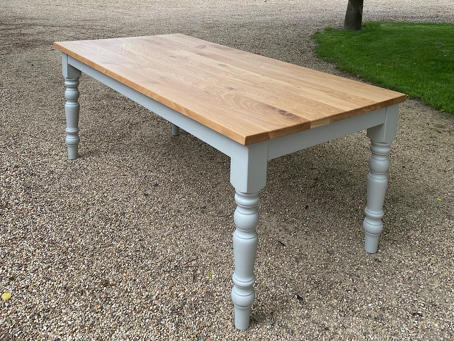 Farmhouse Base Grey Colour with Solid Classic Oak Top
